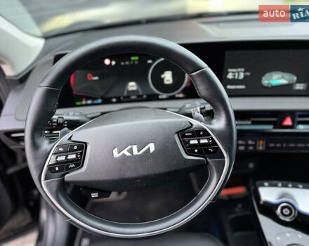 Черный Киа EV6, объемом двигателя 0 л и пробегом 77 тыс. км за 26000 $, фото 22 на Automoto.ua