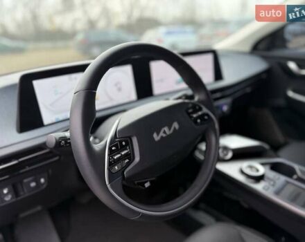 Чорний Кіа EV6, об'ємом двигуна 0 л та пробігом 7 тис. км за 26999 $, фото 15 на Automoto.ua
