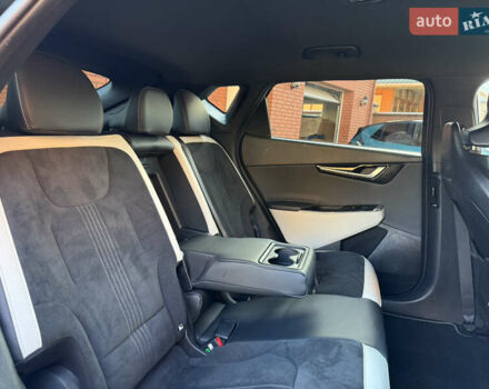 Черный Киа EV6, объемом двигателя 0 л и пробегом 80 тыс. км за 22900 $, фото 95 на Automoto.ua