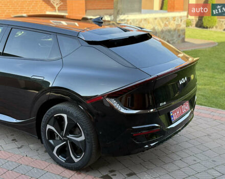 Черный Киа EV6, объемом двигателя 0 л и пробегом 80 тыс. км за 22900 $, фото 17 на Automoto.ua