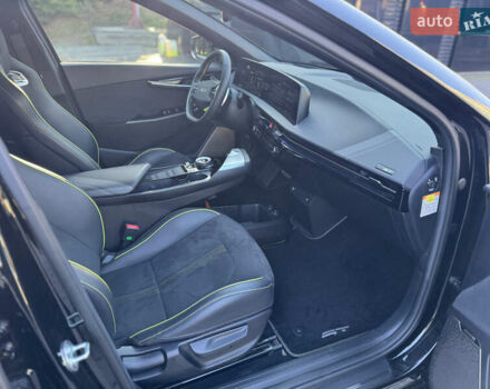 Черный Киа EV6, объемом двигателя 0 л и пробегом 49 тыс. км за 34500 $, фото 54 на Automoto.ua