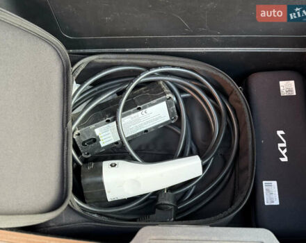 Черный Киа EV6, объемом двигателя 0 л и пробегом 80 тыс. км за 22900 $, фото 114 на Automoto.ua