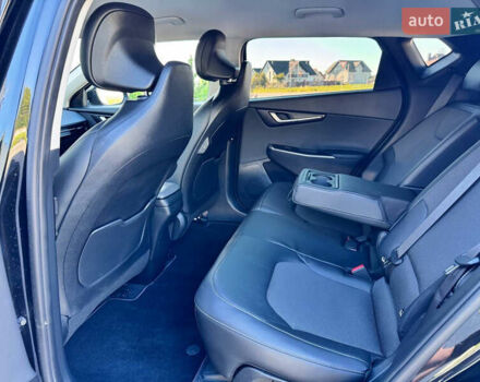 Черный Киа EV6, объемом двигателя 0 л и пробегом 82 тыс. км за 26100 $, фото 11 на Automoto.ua