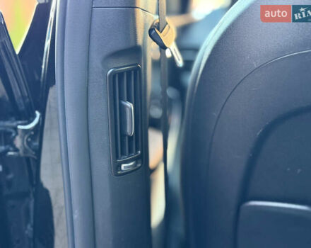 Черный Киа EV6, объемом двигателя 0 л и пробегом 80 тыс. км за 22900 $, фото 103 на Automoto.ua