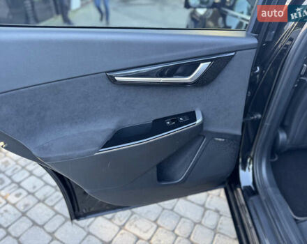 Черный Киа EV6, объемом двигателя 0 л и пробегом 49 тыс. км за 34500 $, фото 46 на Automoto.ua