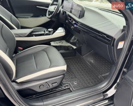 Черный Киа EV6, объемом двигателя 0 л и пробегом 11 тыс. км за 29999 $, фото 26 на Automoto.ua