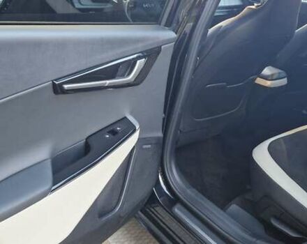Чорний Кіа EV6, об'ємом двигуна 0 л та пробігом 21 тис. км за 27000 $, фото 13 на Automoto.ua