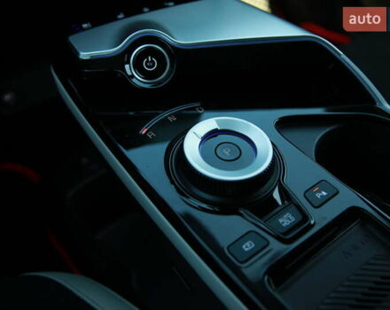 Черный Киа EV6, объемом двигателя 0 л и пробегом 5 тыс. км за 33300 $, фото 18 на Automoto.ua