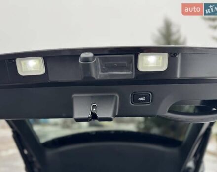 Черный Киа EV6, объемом двигателя 0 л и пробегом 11 тыс. км за 29999 $, фото 19 на Automoto.ua