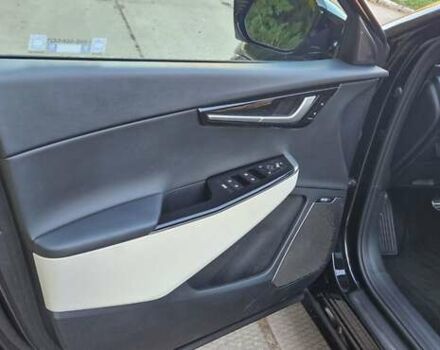 Чорний Кіа EV6, об'ємом двигуна 0 л та пробігом 21 тис. км за 27000 $, фото 9 на Automoto.ua