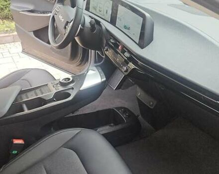 Черный Киа EV6, объемом двигателя 0 л и пробегом 8 тыс. км за 26650 $, фото 9 на Automoto.ua