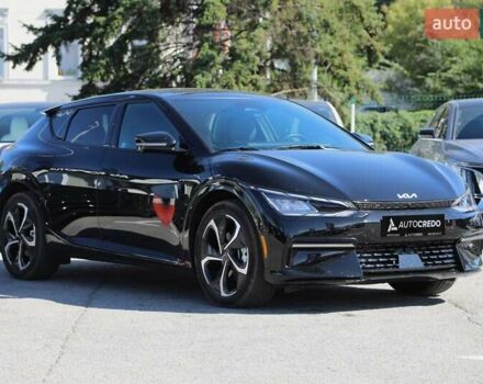 Черный Киа EV6, объемом двигателя 0 л и пробегом 5 тыс. км за 33300 $, фото 2 на Automoto.ua