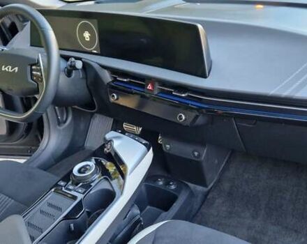 Чорний Кіа EV6, об'ємом двигуна 0 л та пробігом 21 тис. км за 27000 $, фото 17 на Automoto.ua