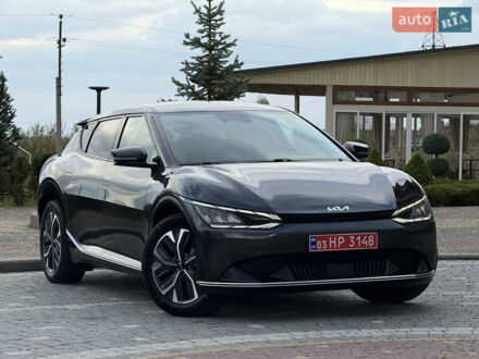 Черный Киа EV6, объемом двигателя 0 л и пробегом 54 тыс. км за 23999 $, фото 1 на Automoto.ua