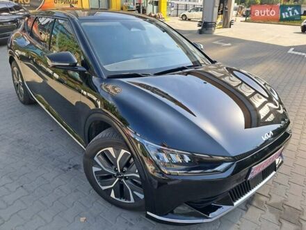 Киа EV6 2022 в Луцке на Automoto.ua Черный Киа EV6, объемом двигателя 0 л и пробегом 53 тыс. км за 23950 $, фото 1 на Automoto.ua