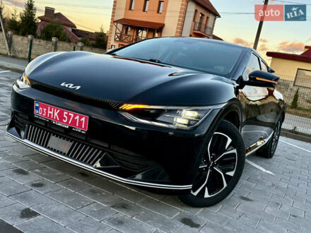 Черный Киа EV6, объемом двигателя 0 л и пробегом 129 тыс. км за 25555 $, фото 1 на Automoto.ua