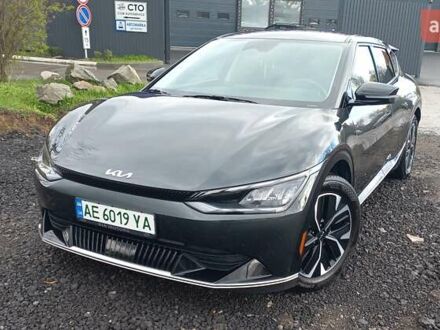 Киа EV6 2023 в Днепре (Днепропетровске) на Automoto.ua Черный Киа EV6, объемом двигателя 0 л и пробегом 73 тыс. км за 23000 $, фото 1 на Automoto.ua