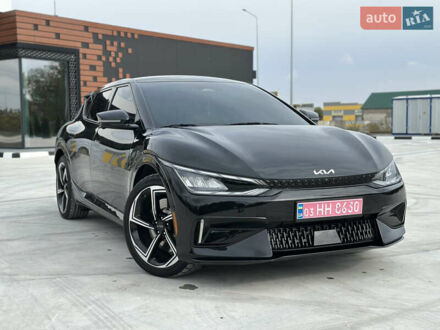 Киа EV6 2023 в Житомире на Automoto.ua Черный Киа EV6, объемом двигателя 0 л и пробегом 48 тыс. км за 28500 $, фото 1 на Automoto.ua