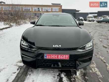 Черный Киа EV6, объемом двигателя 0 л и пробегом 11 тыс. км за 29999 $, фото 1 на Automoto.ua