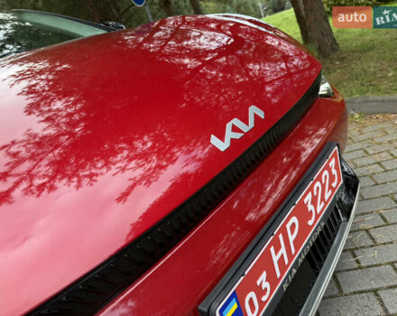 Красный Киа EV6, объемом двигателя 0 л и пробегом 52 тыс. км за 25500 $, фото 5 на Automoto.ua
