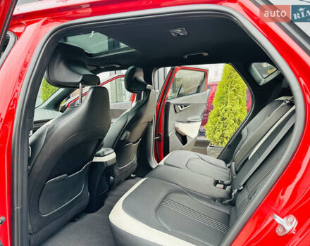 Красный Киа EV6, объемом двигателя 0 л и пробегом 44 тыс. км за 24500 $, фото 17 на Automoto.ua