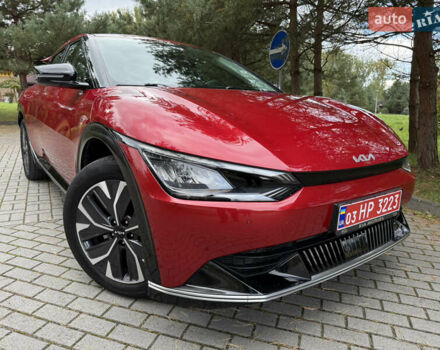 Красный Киа EV6, объемом двигателя 0 л и пробегом 52 тыс. км за 25500 $, фото 3 на Automoto.ua