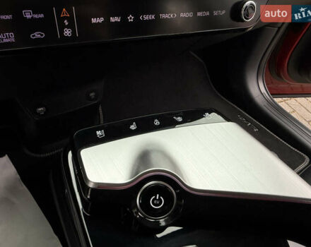 Красный Киа EV6, объемом двигателя 0 л и пробегом 52 тыс. км за 25500 $, фото 40 на Automoto.ua