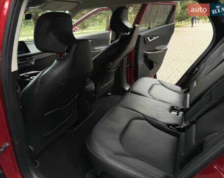 Красный Киа EV6, объемом двигателя 0 л и пробегом 52 тыс. км за 25500 $, фото 44 на Automoto.ua
