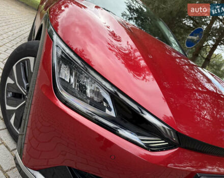 Красный Киа EV6, объемом двигателя 0 л и пробегом 52 тыс. км за 25500 $, фото 4 на Automoto.ua