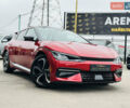 Красный Киа EV6, объемом двигателя 0 л и пробегом 44 тыс. км за 24500 $, фото 2 на Automoto.ua
