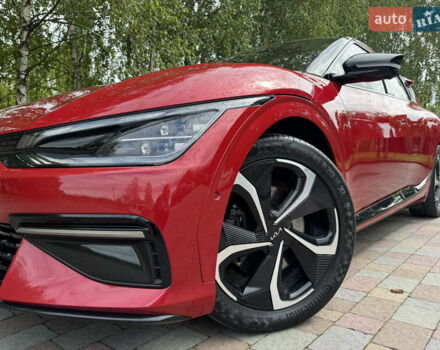 Червоний Кіа EV6, об'ємом двигуна 0 л та пробігом 160 тис. км за 26990 $, фото 5 на Automoto.ua