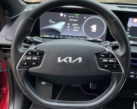 Красный Киа EV6, объемом двигателя 0 л и пробегом 77 тыс. км за 29300 $, фото 28 на Automoto.ua