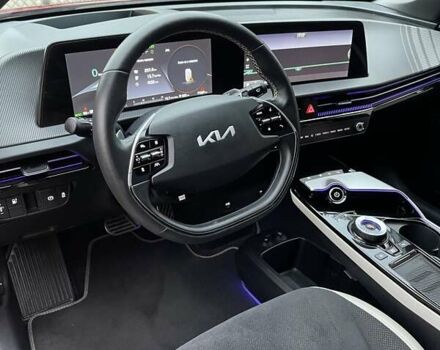 Красный Киа EV6, объемом двигателя 0 л и пробегом 77 тыс. км за 29300 $, фото 27 на Automoto.ua