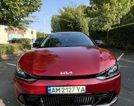 Красный Киа EV6, объемом двигателя 0 л и пробегом 51 тыс. км за 29000 $, фото 4 на Automoto.ua