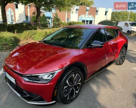 Красный Киа EV6, объемом двигателя 0 л и пробегом 51 тыс. км за 29000 $, фото 12 на Automoto.ua