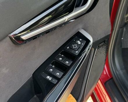 Червоний Кіа EV6, об'ємом двигуна 0 л та пробігом 62 тис. км за 36900 $, фото 20 на Automoto.ua