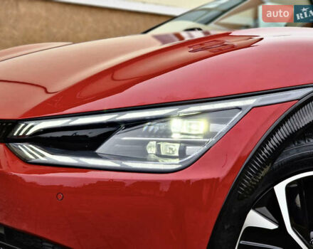 Червоний Кіа EV6, об'ємом двигуна 0 л та пробігом 53 тис. км за 24700 $, фото 23 на Automoto.ua