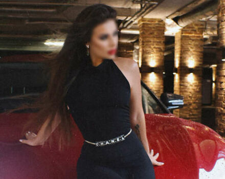 Красный Киа EV6, объемом двигателя 0 л и пробегом 83 тыс. км за 18000 $, фото 3 на Automoto.ua