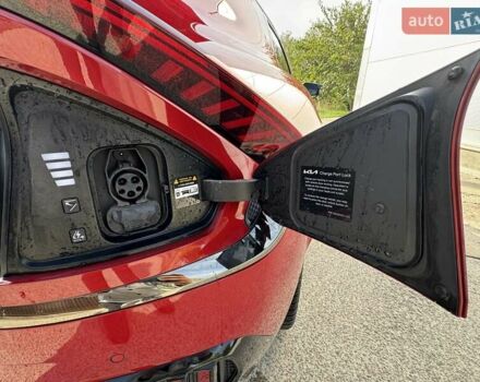 Червоний Кіа EV6, об'ємом двигуна 0 л та пробігом 62 тис. км за 36900 $, фото 33 на Automoto.ua
