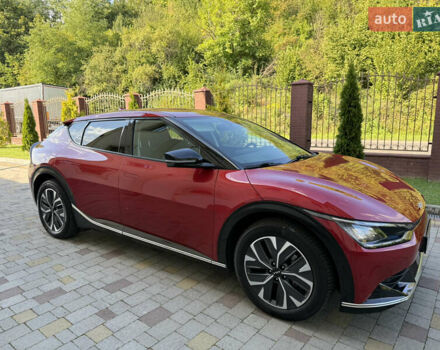 Червоний Кіа EV6, об'ємом двигуна 0 л та пробігом 185 тис. км за 24500 $, фото 3 на Automoto.ua