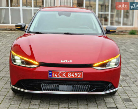 Червоний Кіа EV6, об'ємом двигуна 0 л та пробігом 53 тис. км за 24700 $, фото 19 на Automoto.ua