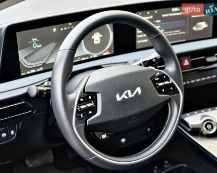 Червоний Кіа EV6, об'ємом двигуна 0 л та пробігом 53 тис. км за 24700 $, фото 11 на Automoto.ua