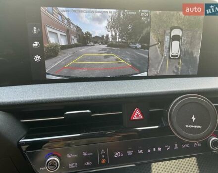 Красный Киа EV6, объемом двигателя 0 л и пробегом 51 тыс. км за 29000 $, фото 53 на Automoto.ua