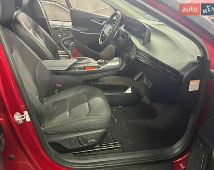Красный Киа EV6, объемом двигателя 0 л и пробегом 32 тыс. км за 17500 $, фото 12 на Automoto.ua