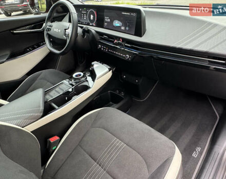 Червоний Кіа EV6, об'ємом двигуна 0 л та пробігом 160 тис. км за 26990 $, фото 24 на Automoto.ua