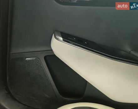 Красный Киа EV6, объемом двигателя 0 л и пробегом 39 тыс. км за 17600 $, фото 15 на Automoto.ua