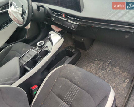 Красный Киа EV6, объемом двигателя 0 л и пробегом 39 тыс. км за 17600 $, фото 11 на Automoto.ua