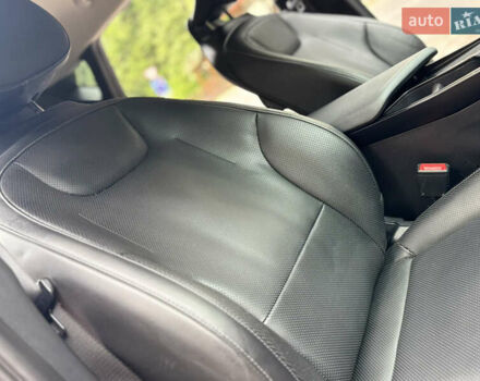 Красный Киа EV6, объемом двигателя 0 л и пробегом 54 тыс. км за 25950 $, фото 65 на Automoto.ua