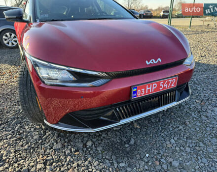 Красный Киа EV6, объемом двигателя 0 л и пробегом 80 тыс. км за 24000 $, фото 3 на Automoto.ua