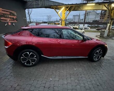 Червоний Кіа EV6, об'ємом двигуна 0 л та пробігом 82 тис. км за 27000 $, фото 6 на Automoto.ua